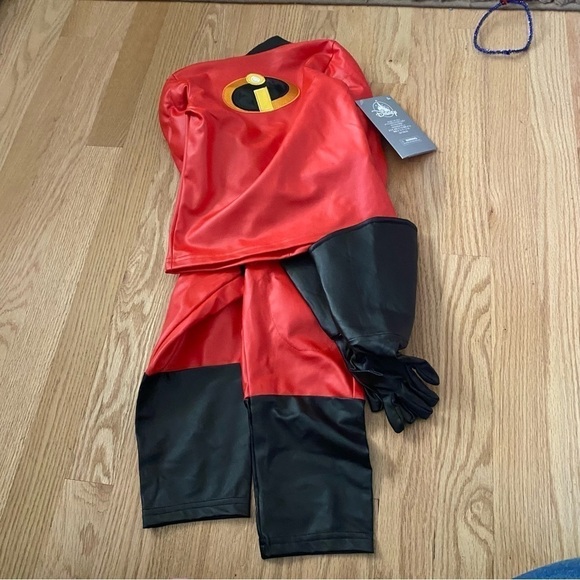 Disney Store Incredibles Costume Dash NEW Sz 3 Halloween Cruise Land World - Picture 2 of 7